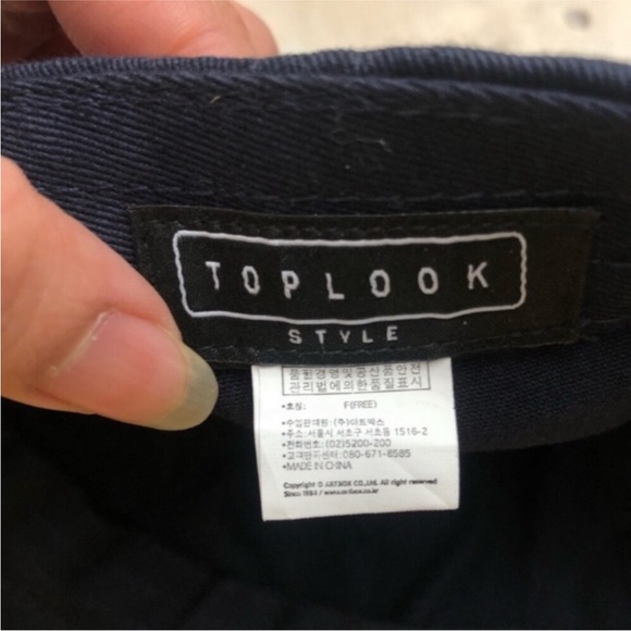 TopLook Iren Cap - Picture 2 of 4